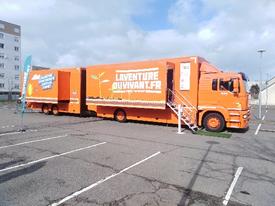 Le secrétaire général de la préfecture d’Eure-et-Loir a visité le camion Truck "Laventureduvivant" 